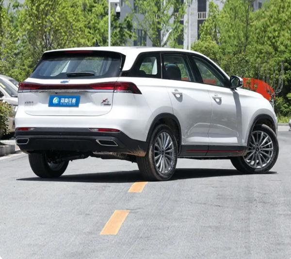 Changan Oshan X7 Plus - Компактен SUV бензински автомобил со голема брзина Евтин нов автомобил со 5/7 седишта - Image 6