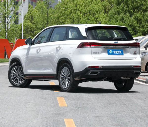 Changan Oshan X7 Plus - Компактен SUV бензински автомобил со голема брзина Евтин нов автомобил со 5/7 седишта - Image 5